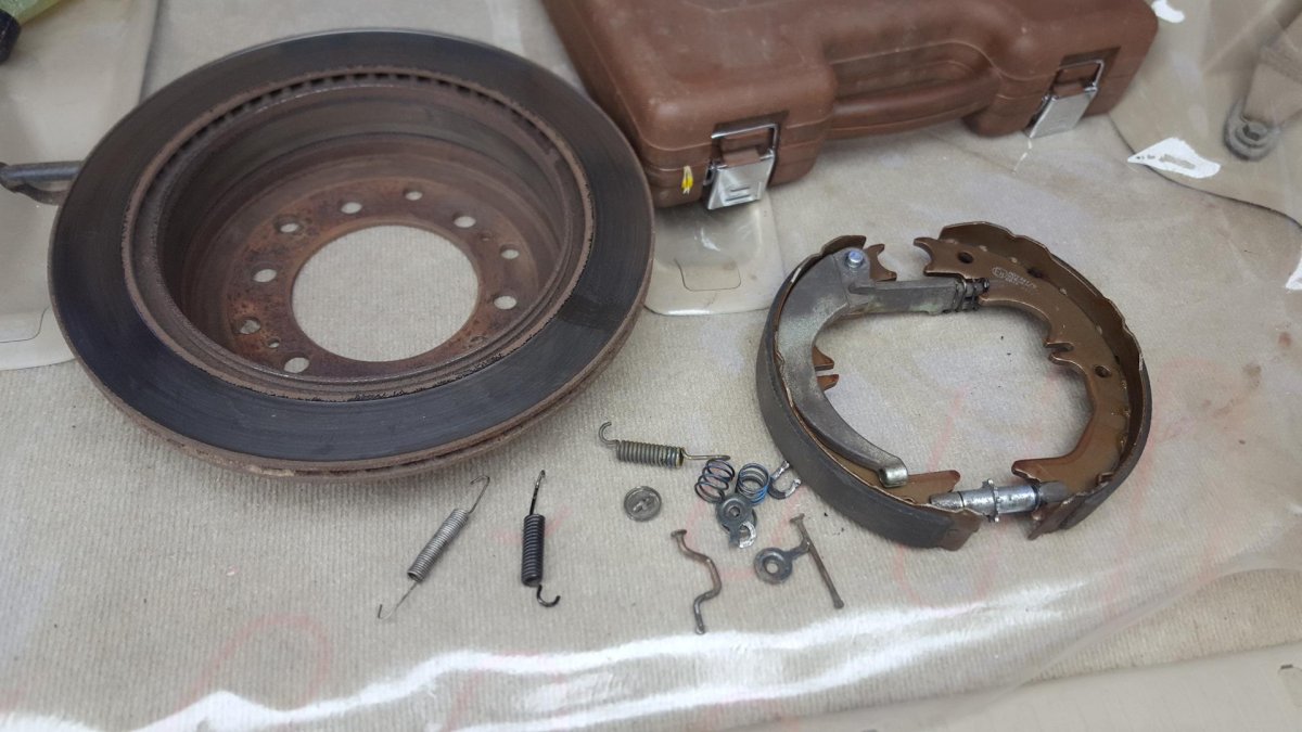 Задние колодки ручника Прадо 150