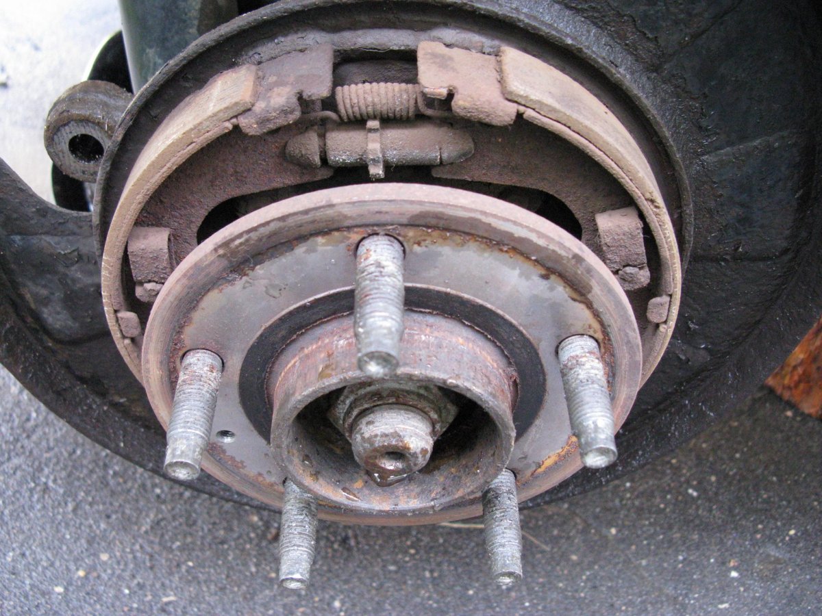 Колодки ручника Шевроле Каптива