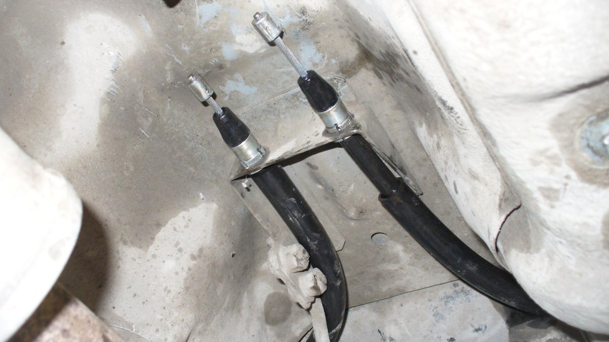 Трос ручника Лада Гранта