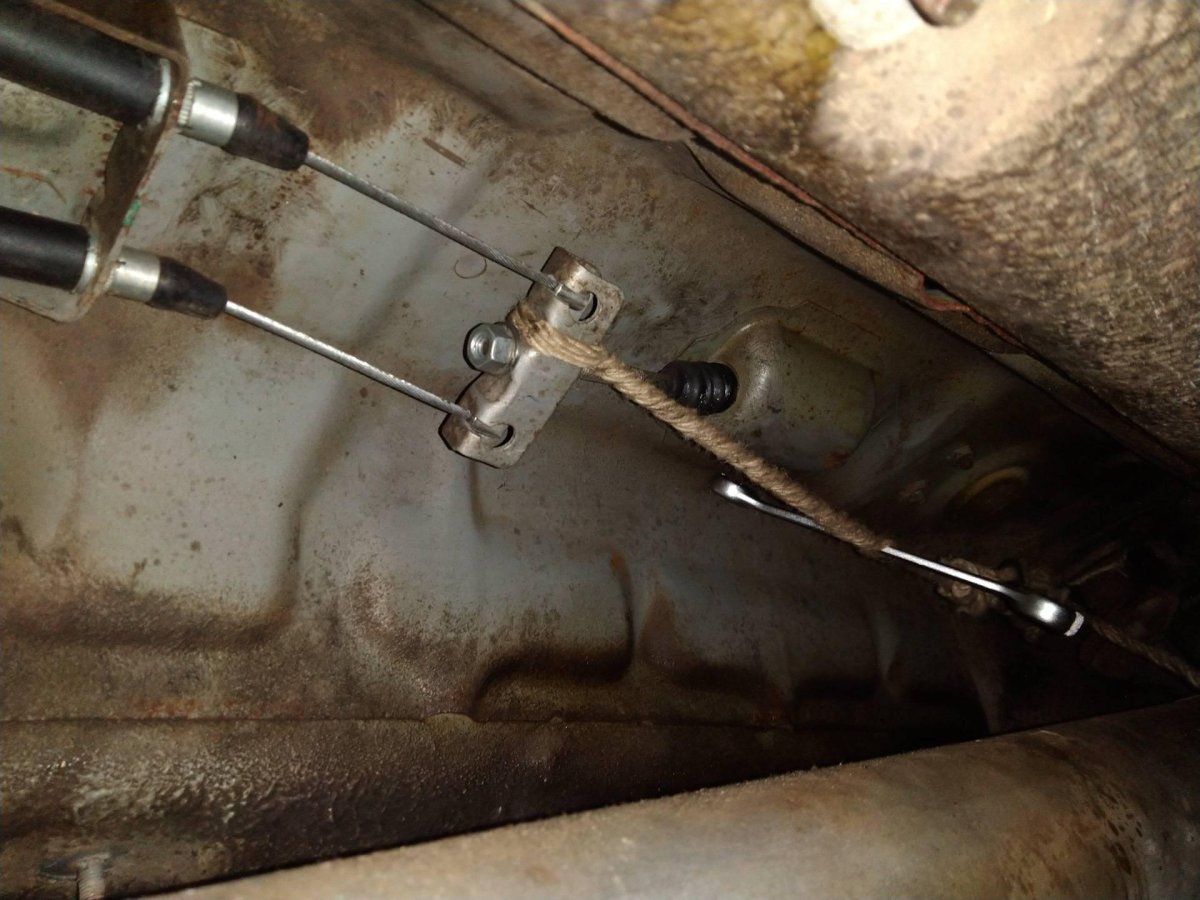 Трос ручника Калина 1 хэтчбек