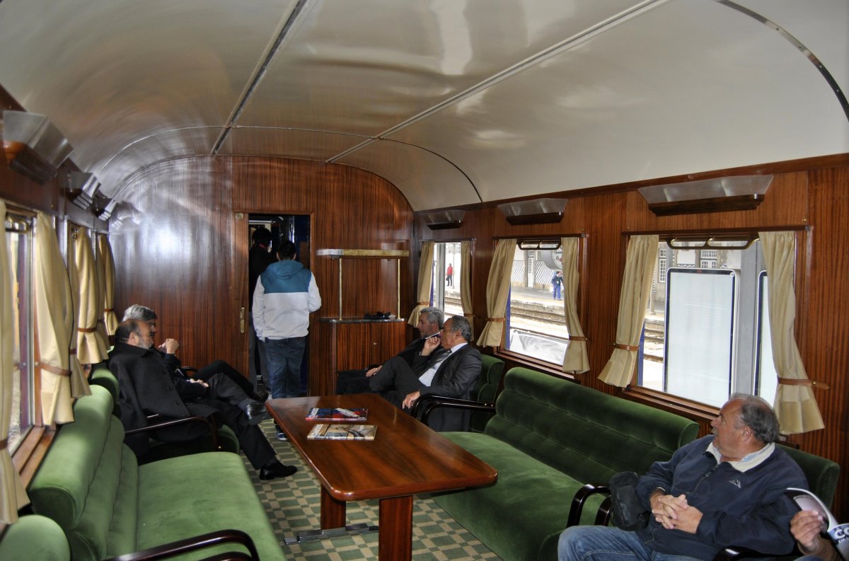 Поезд Невский экспресс фото салона