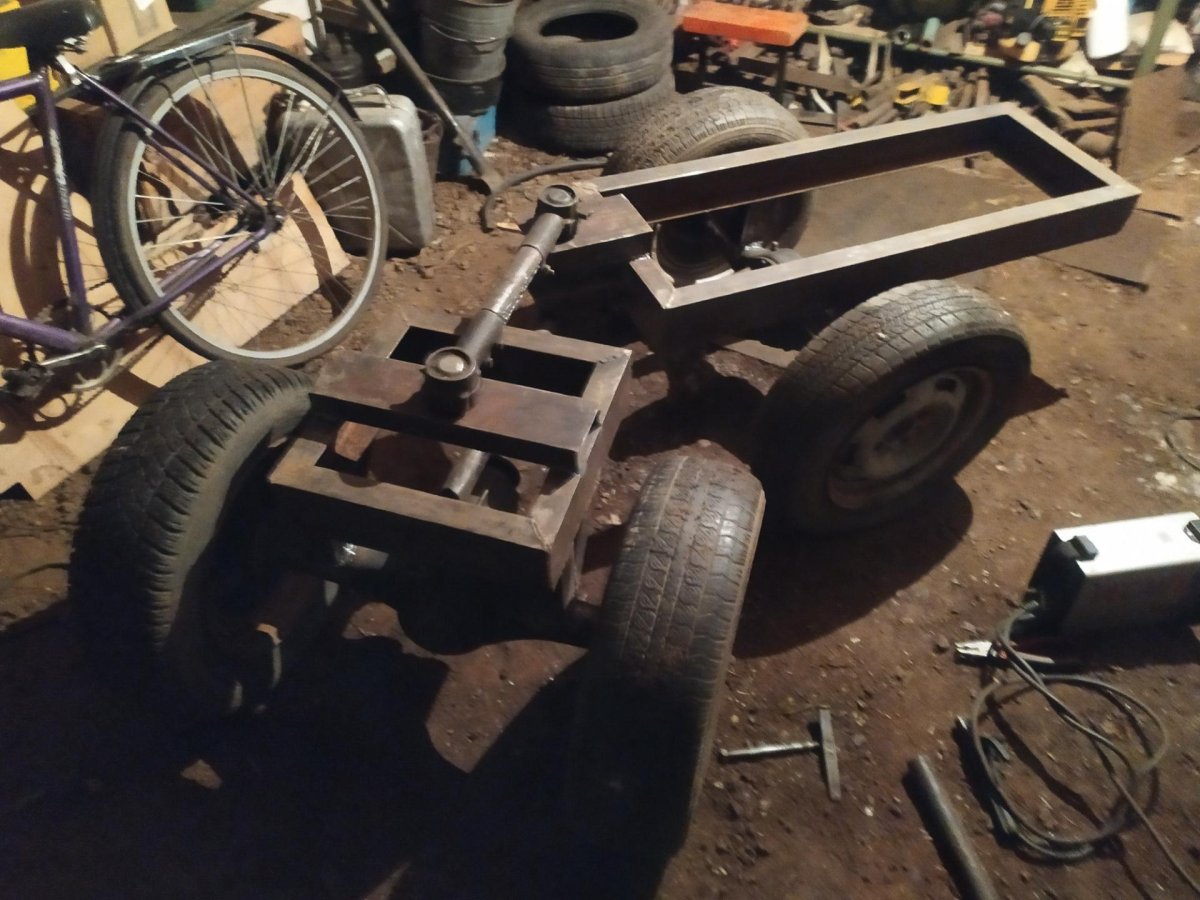 Узел перелома трактора к 700