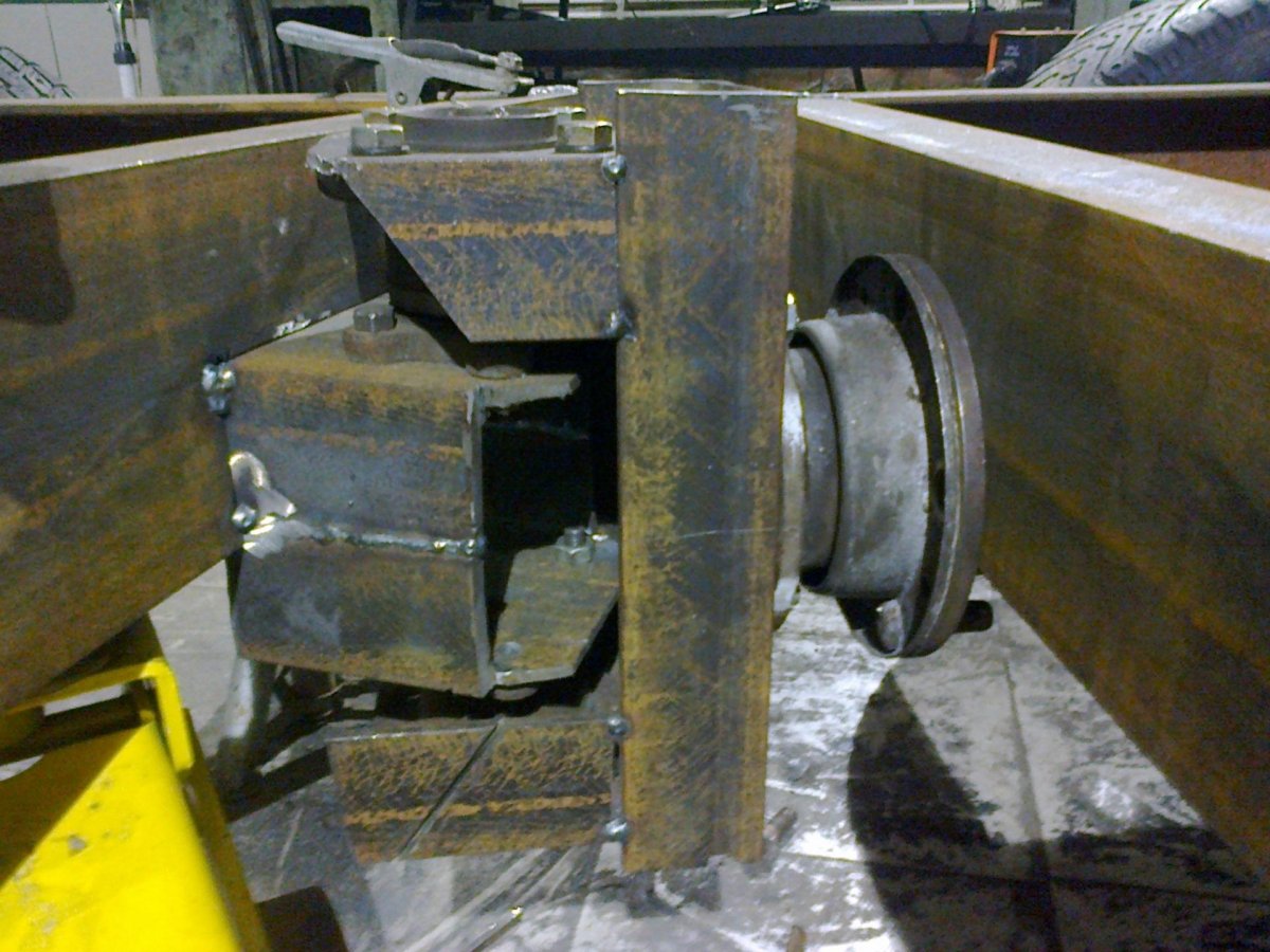 Переломный узел трактора т150