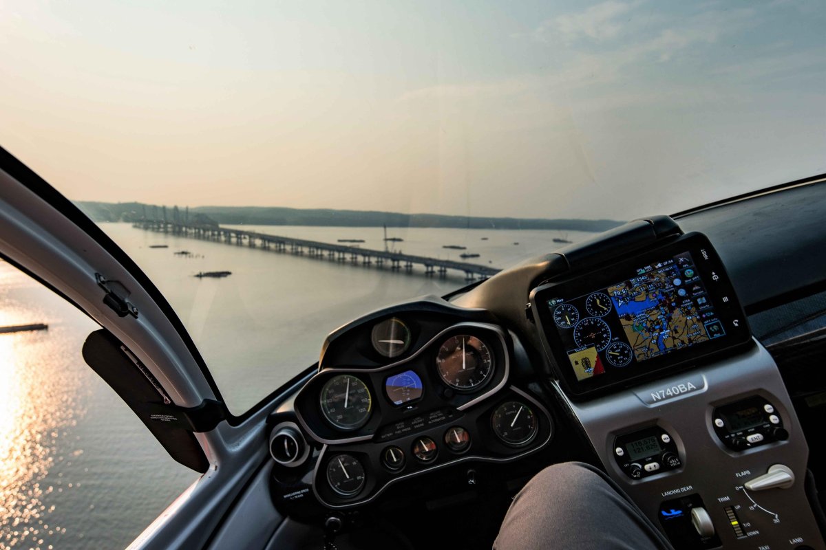 Icon a5 кабина