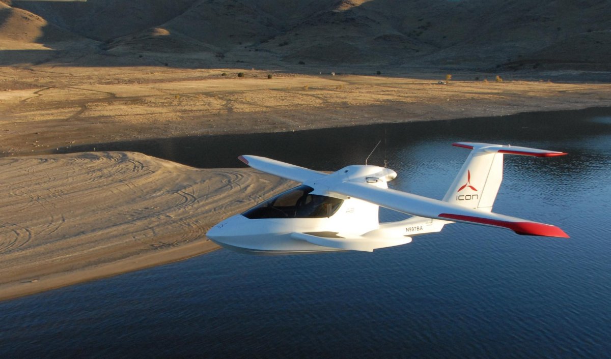 Icon a5 Amphibious