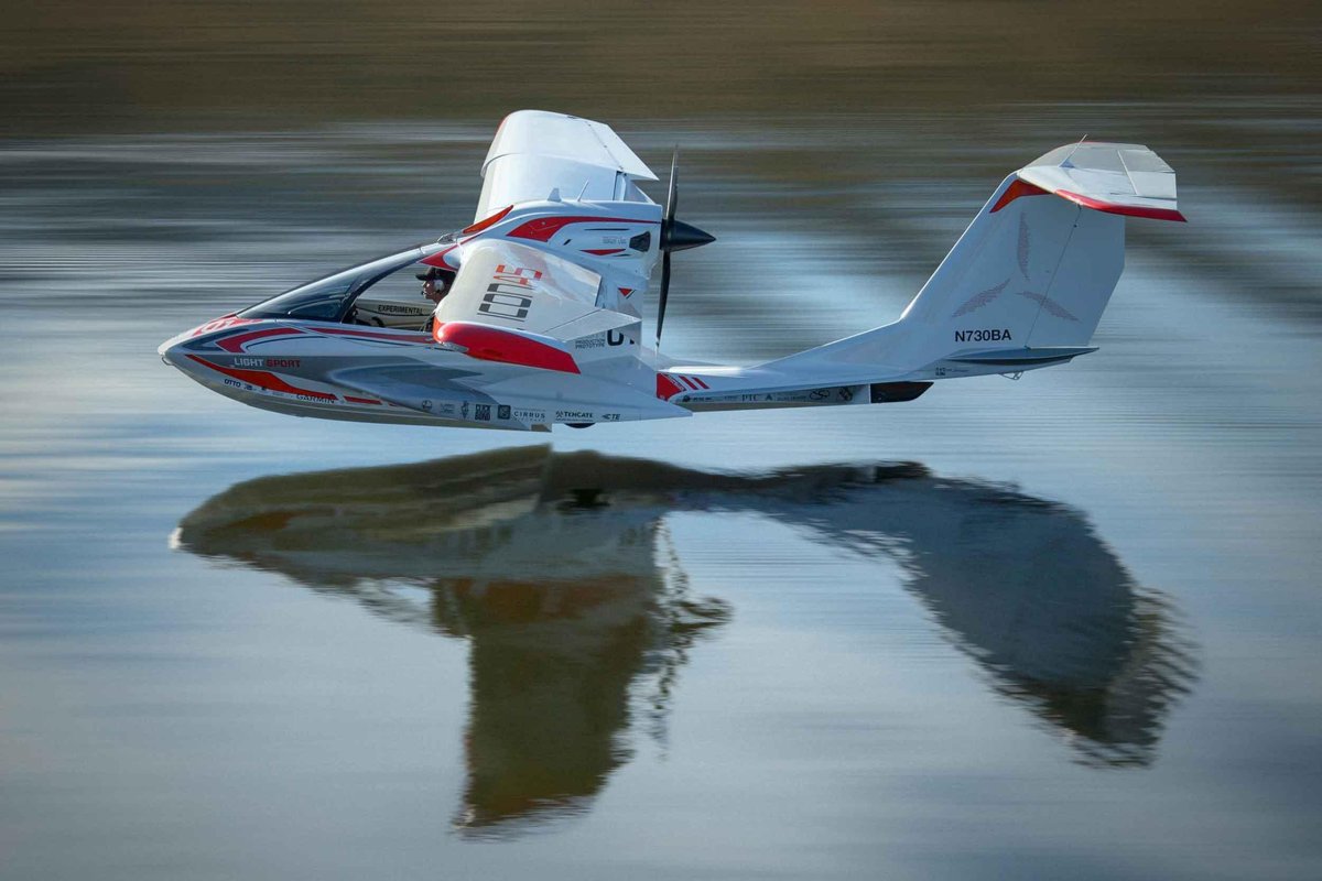 Гидросамолет icon a5