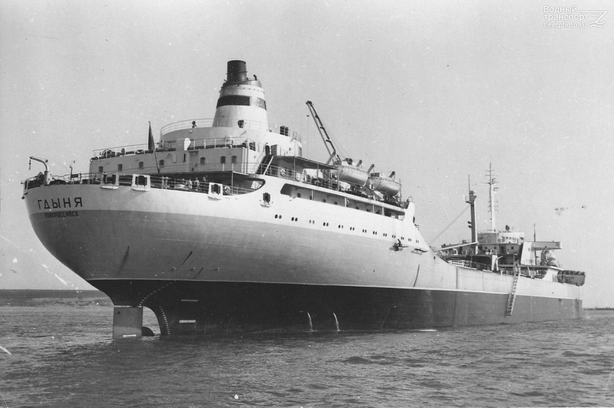 Проект 1552 Тип София