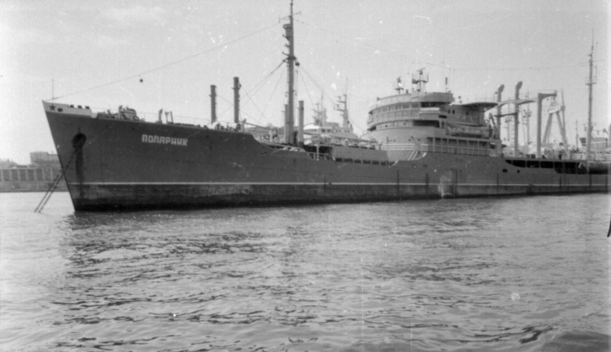 Танкер Алатырь ТОФ