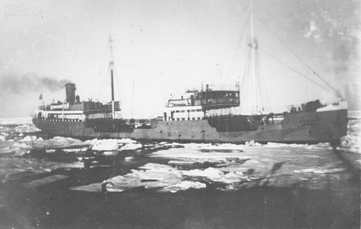 Танкер Майкоп 1929
