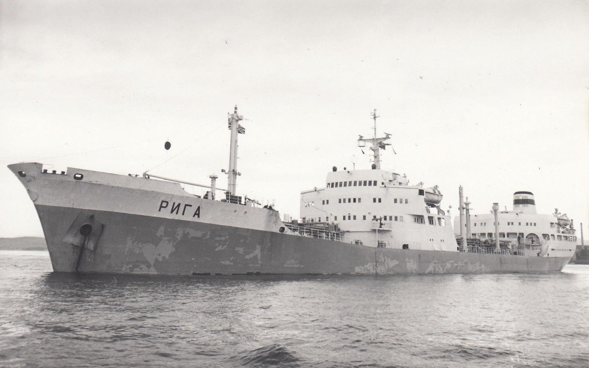 Танкер Рига