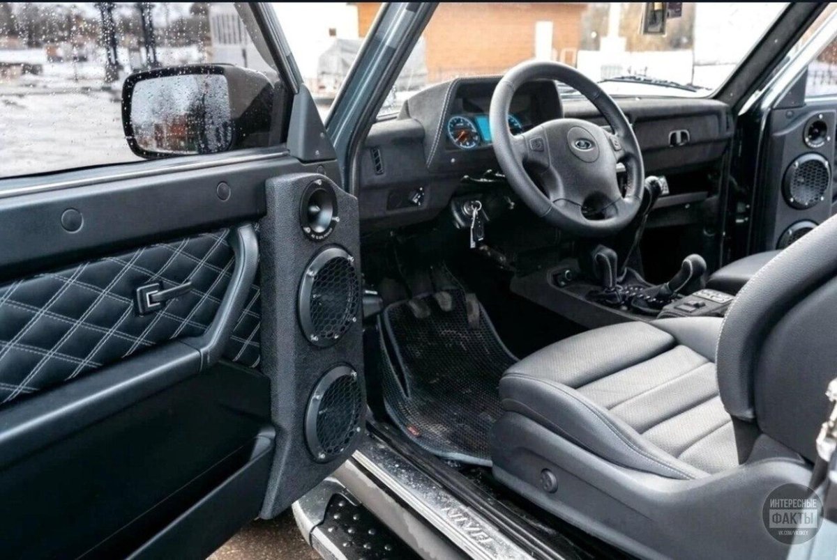 Нива 21213 салон