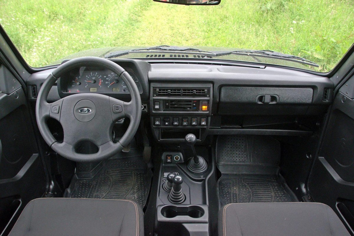 Лада Нива 4х4 салон