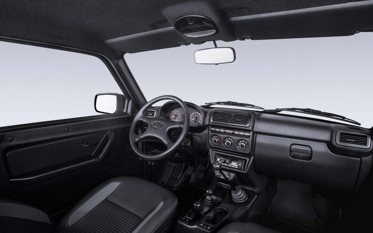 Нива Урбан 2022 салон