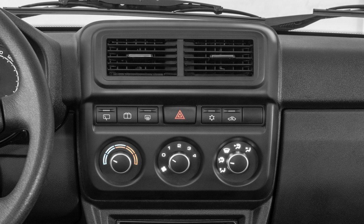 Лада Нива Урбан 4х4 салон 2021