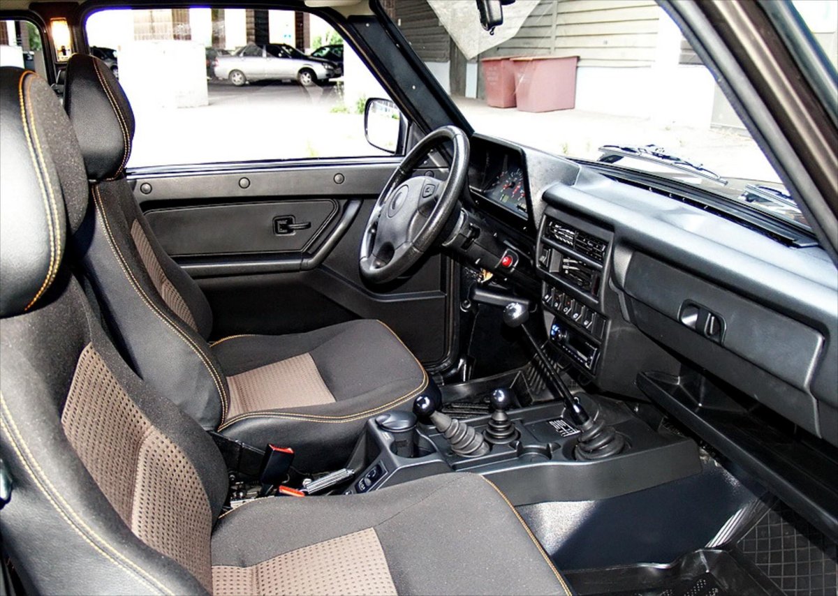 Нива Урбан салон