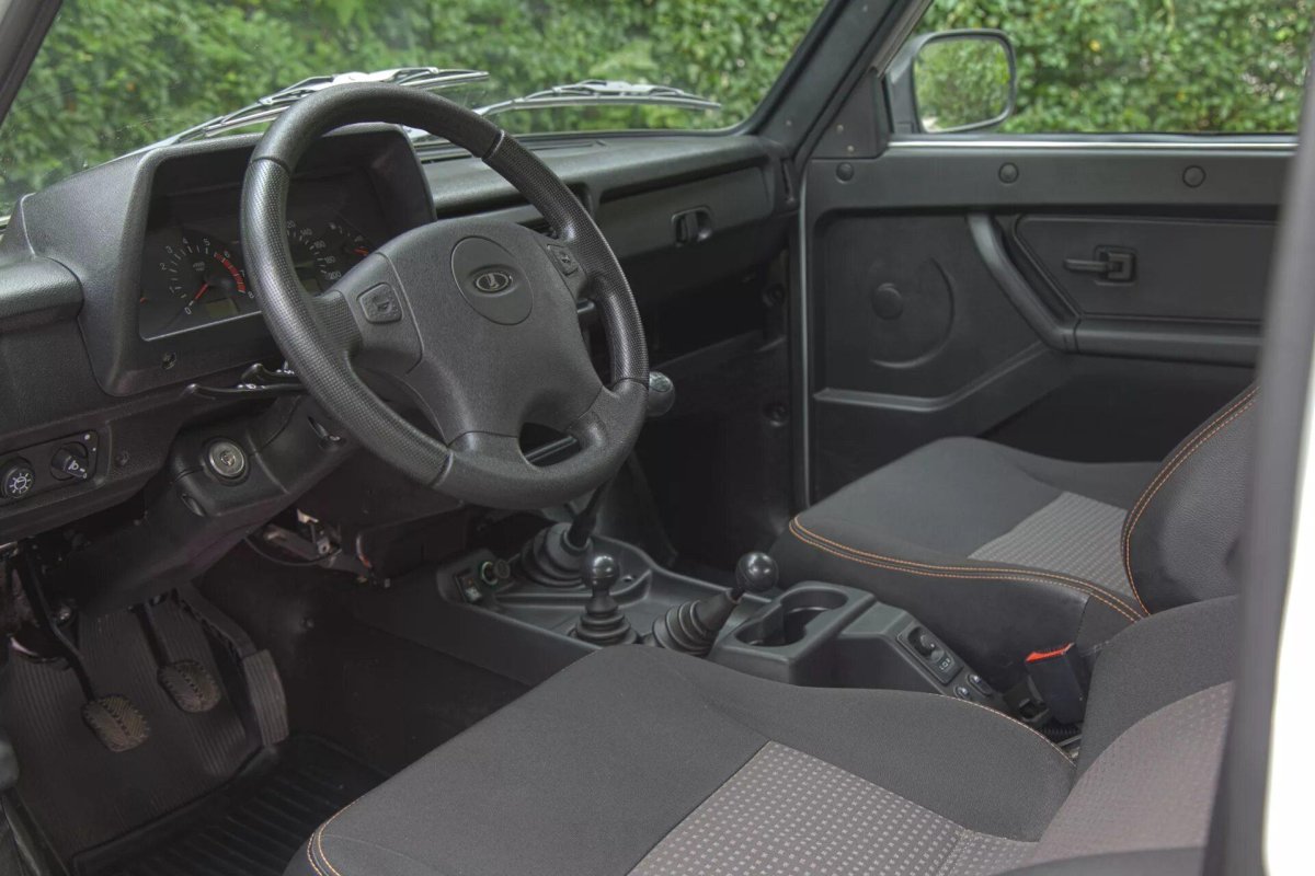 Нива 4х4 Урбан салон