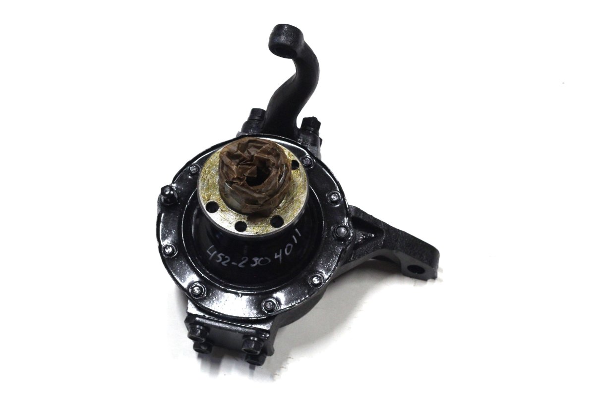 Кулак поворотный 3741-00-2304011-31