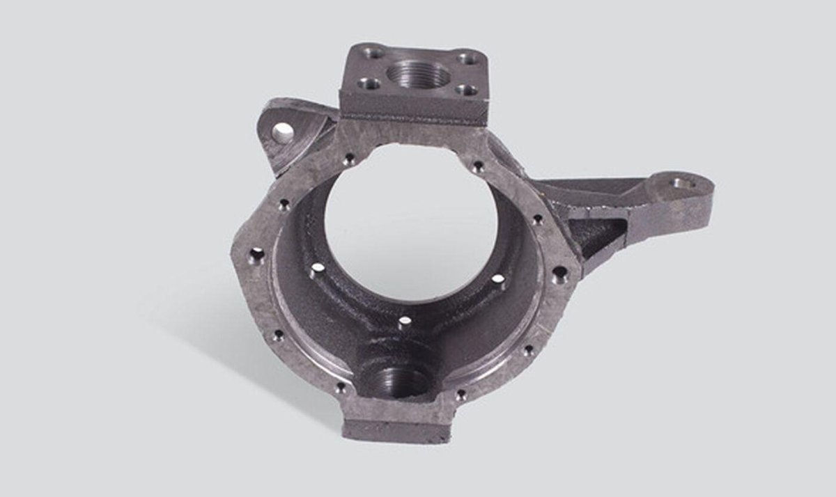 Корпус поворотного кулака УАЗ левый 452-2304041-95