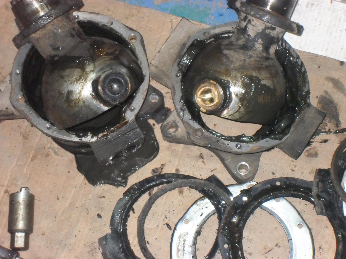 Поворотный кулак Спайсер УАЗ