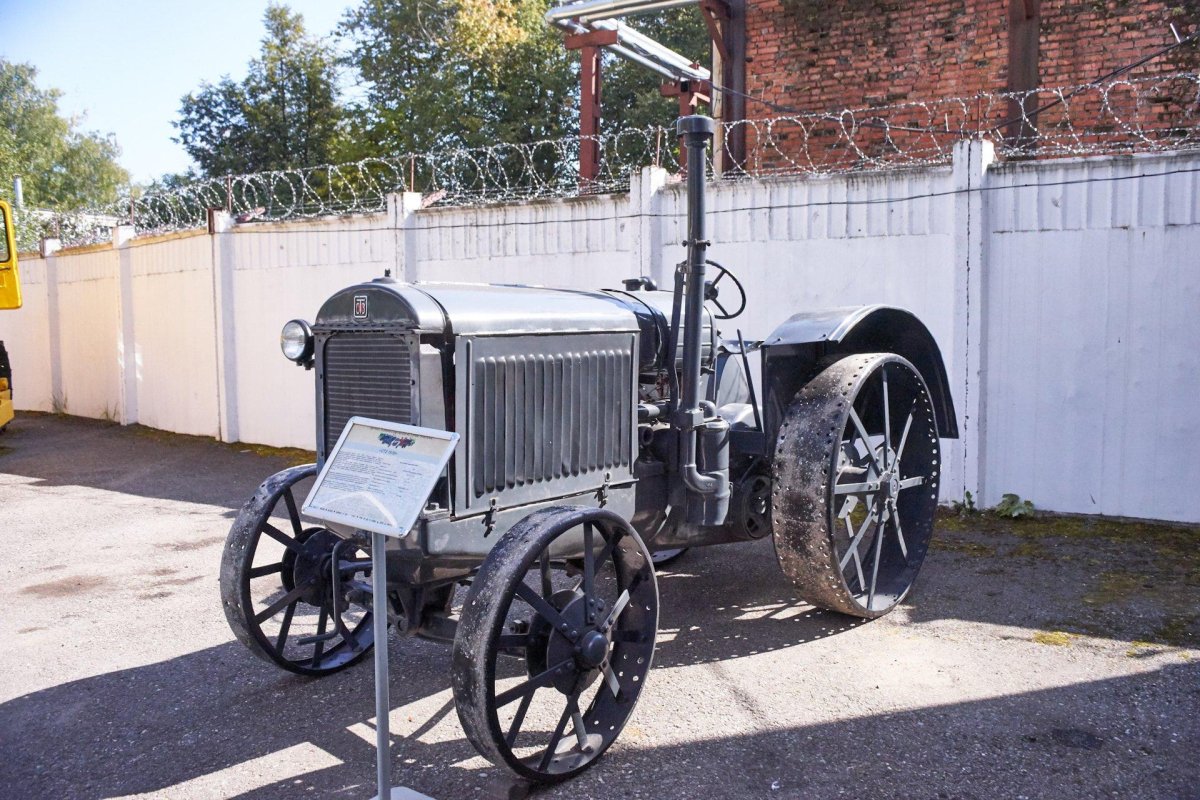 Трактор СТЗ 15/30