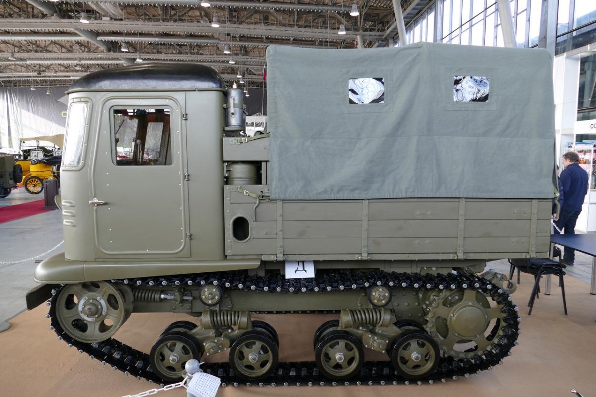 Трактор тягач СТЗ-5