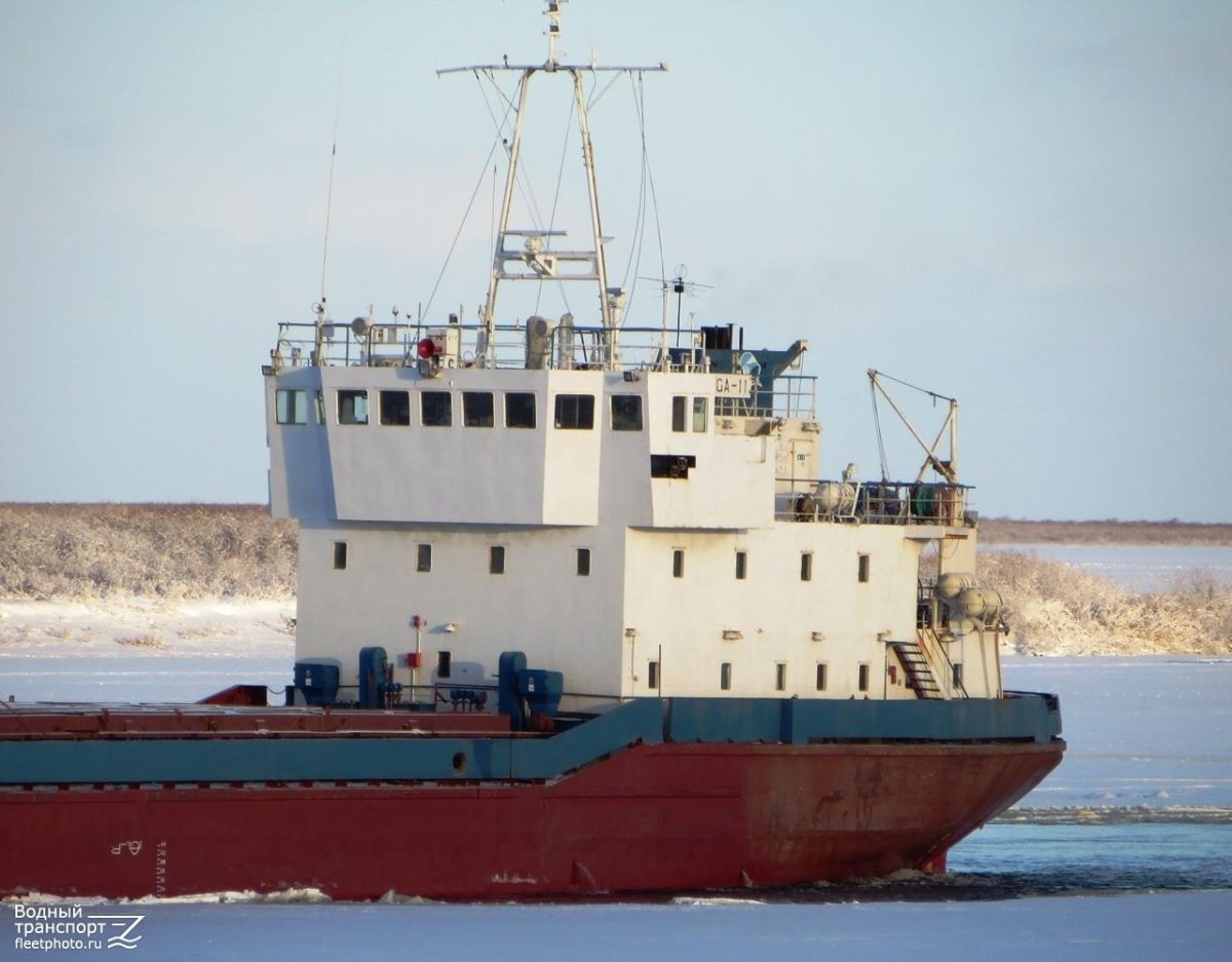 Сухогруз Ладога 11