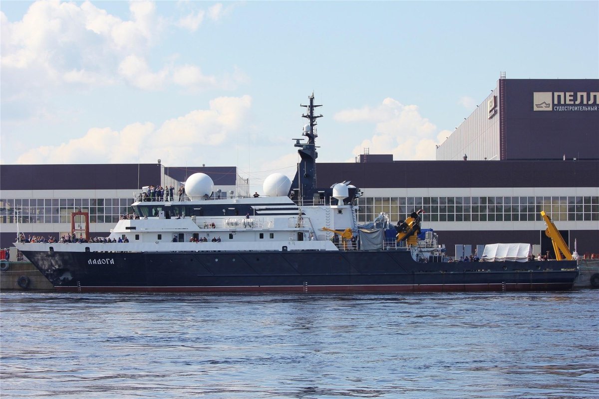 Опытовое судно Ладога проекта 11982