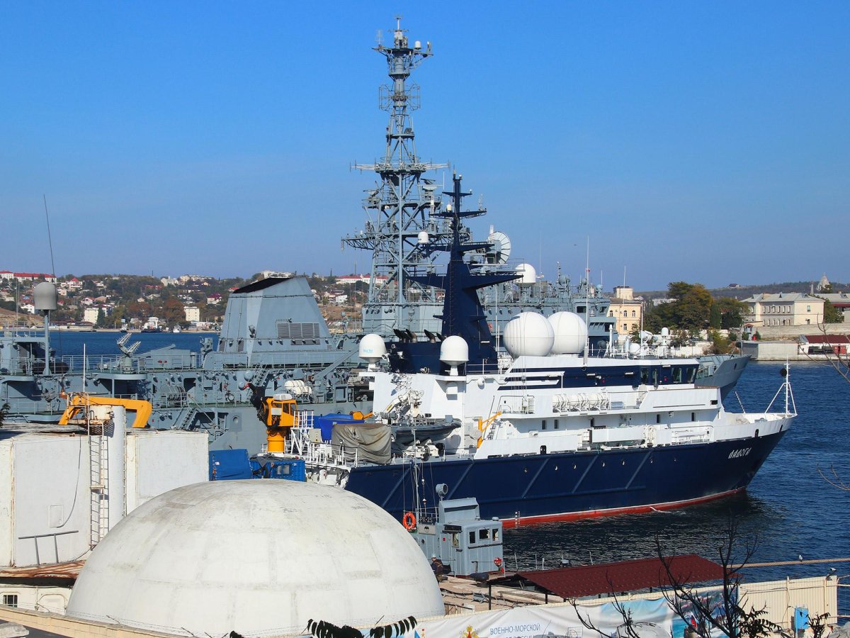 Виктор Чероков судно