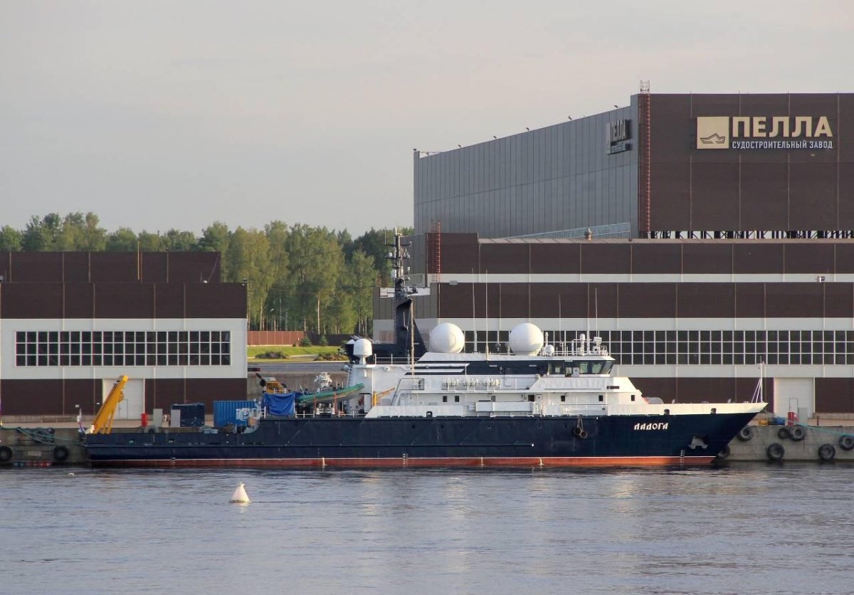 Корабль Ладога проект 11982