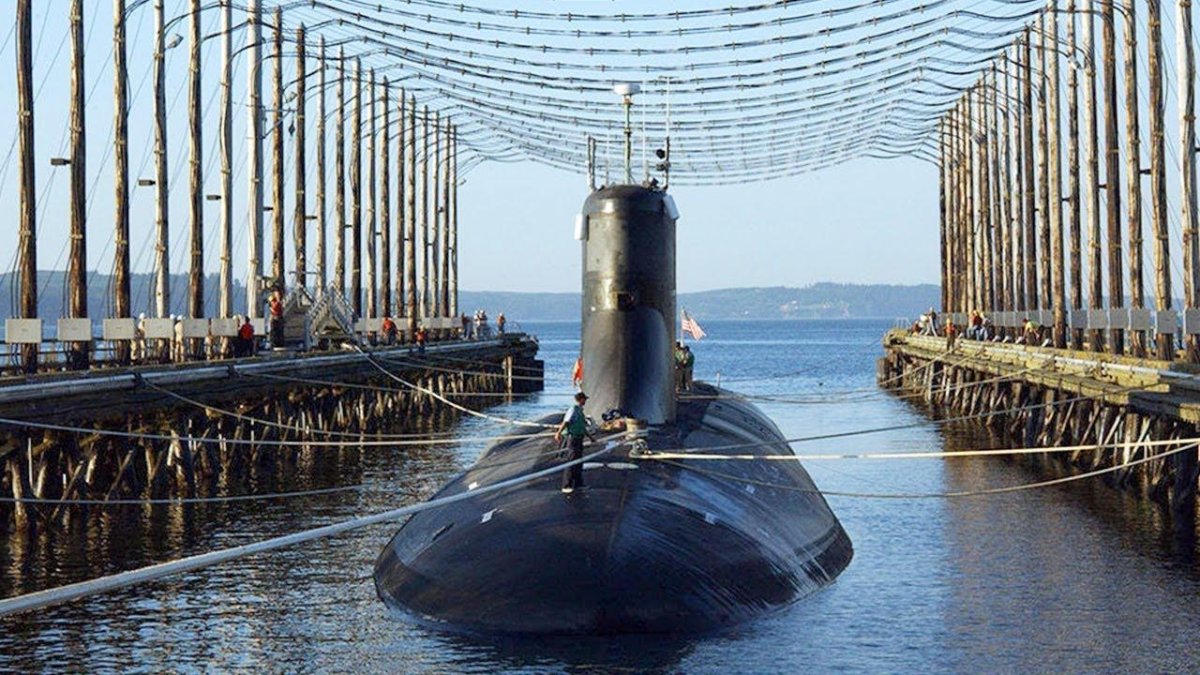 Атомная подводная лодка Белгород