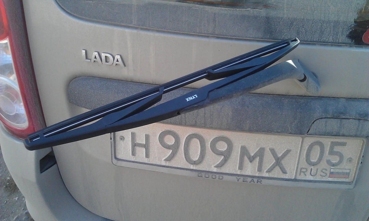 Задний дворник Лада Ларгус