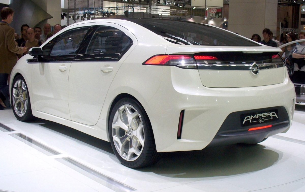 Opel Ampera 1