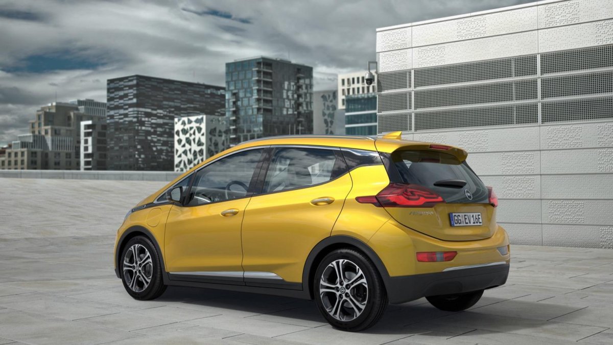 Opel Ampera, 2017