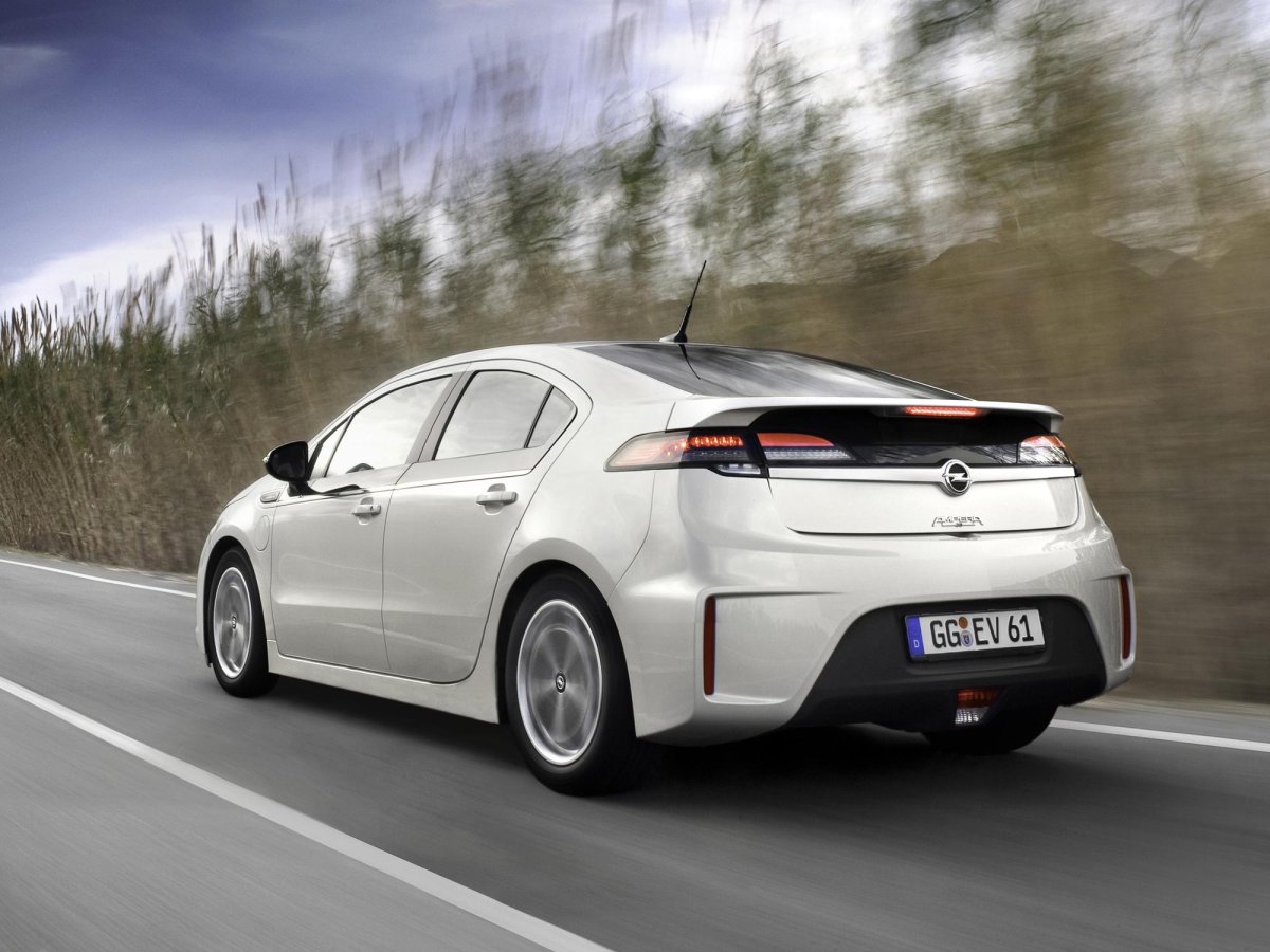 Opel Ampera 2011