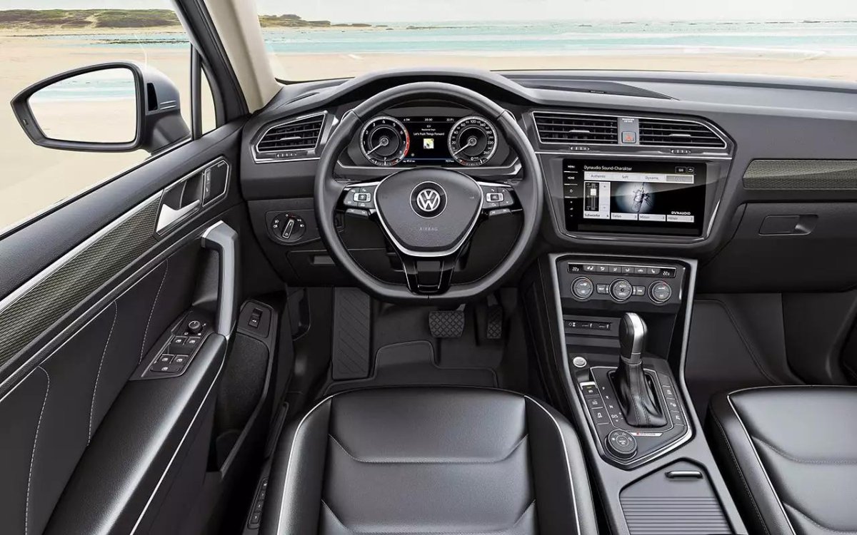 VW Tiguan 2017 Interior