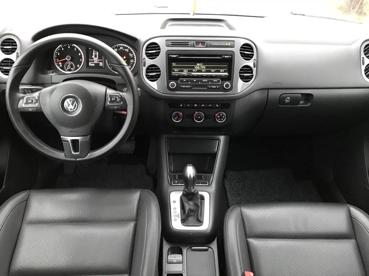 Фольксваген Тигуан 2012 салон