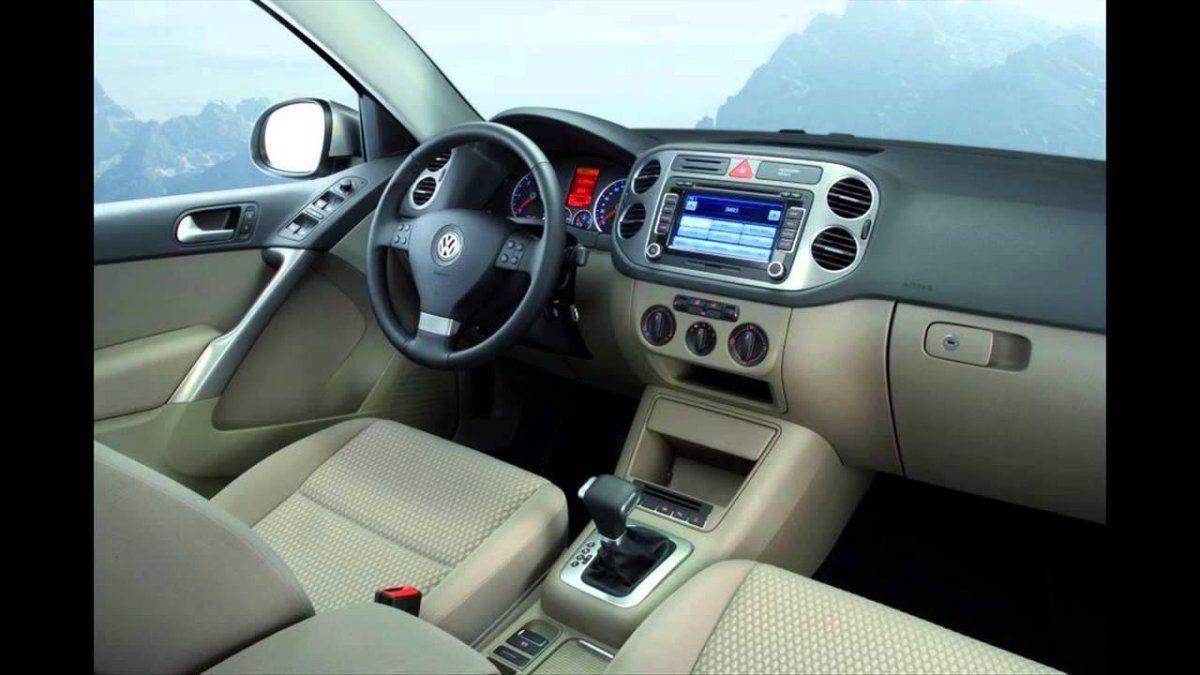 Фольксваген Тигуан 2008 салон