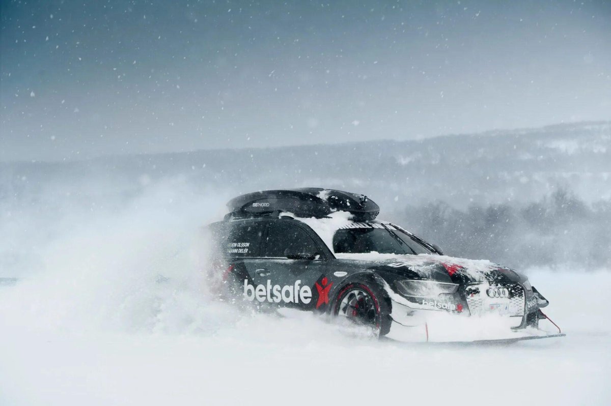 Audi RS 6 avant DTM