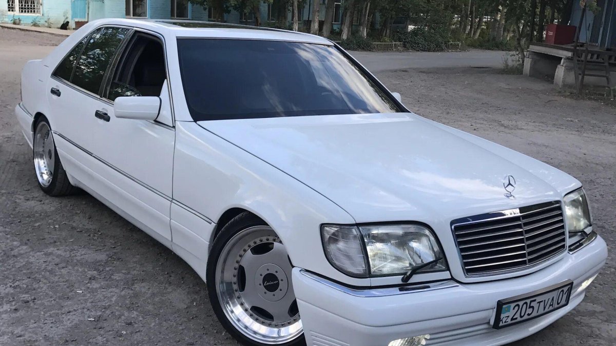 Mercedes w140 90е