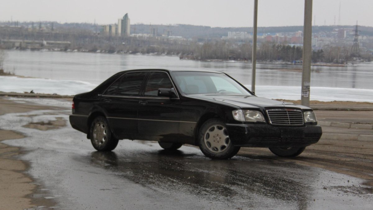 Mercedes w140 90е