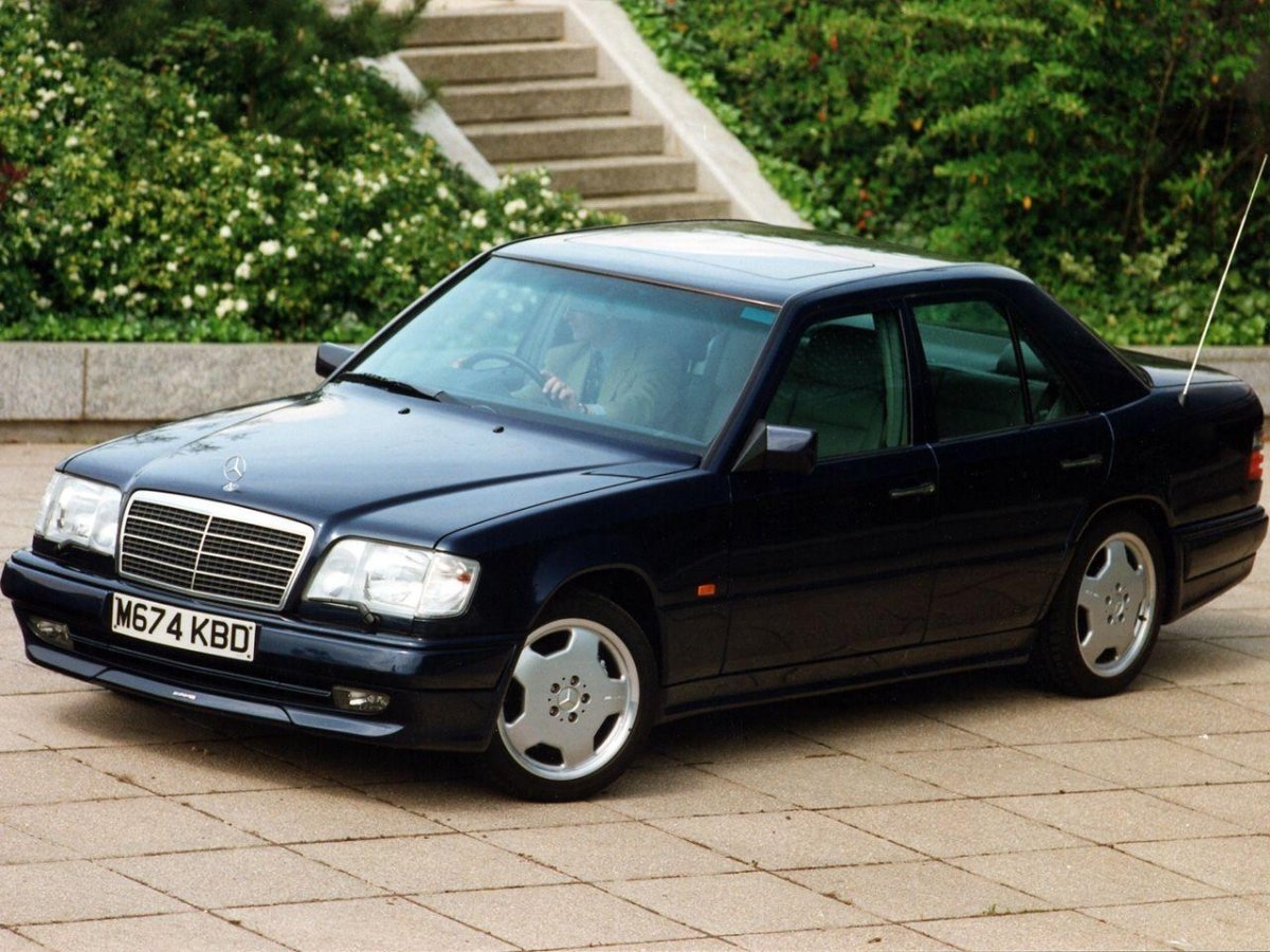 Mercedes Benz w124 AMG