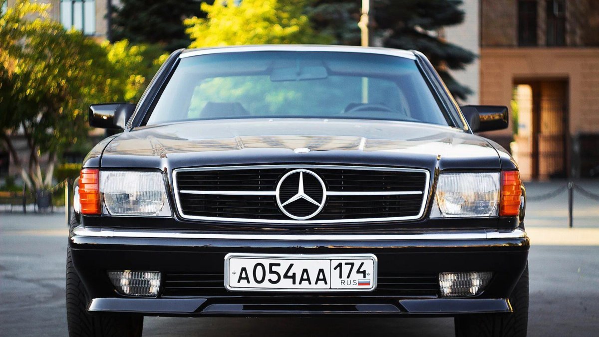Мерседес Бенц 90