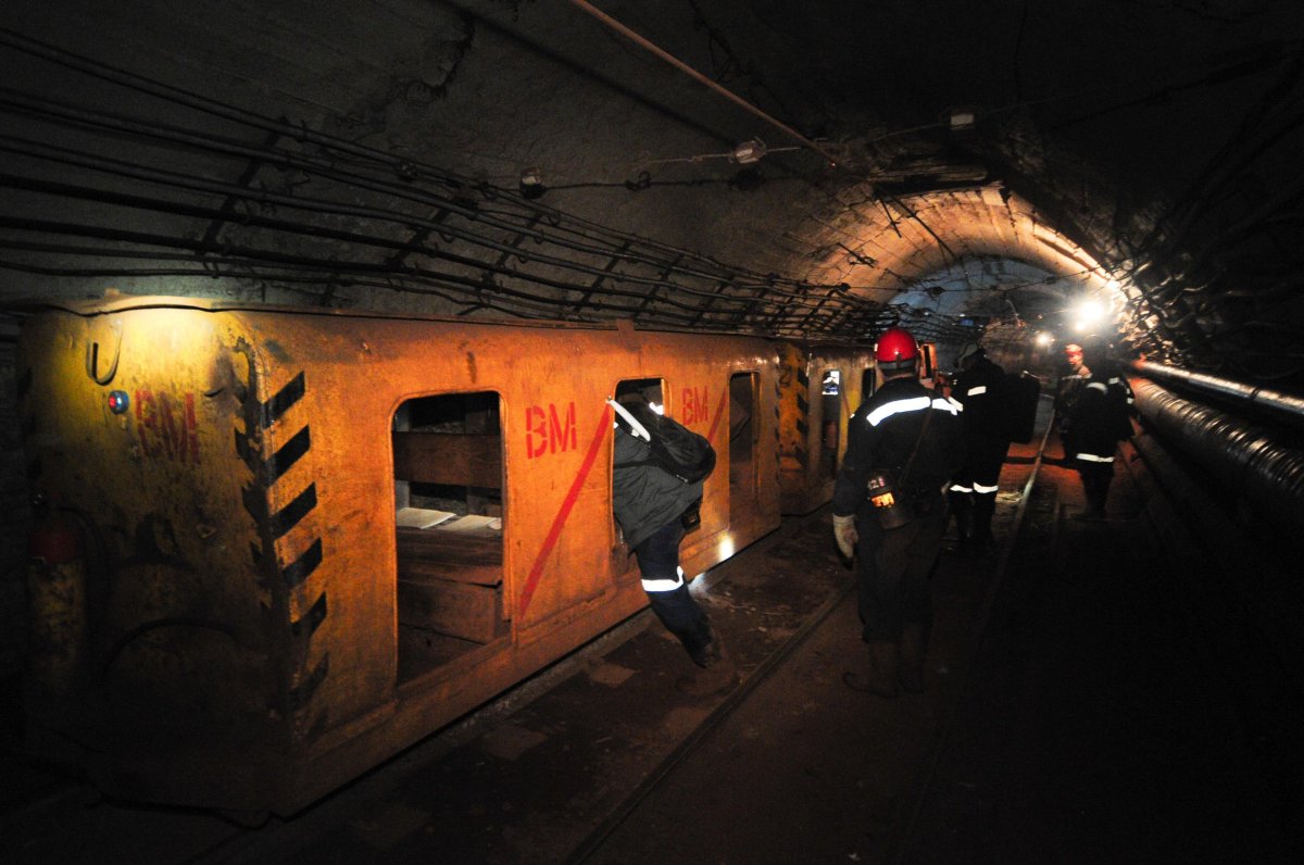 Шахтные поезда