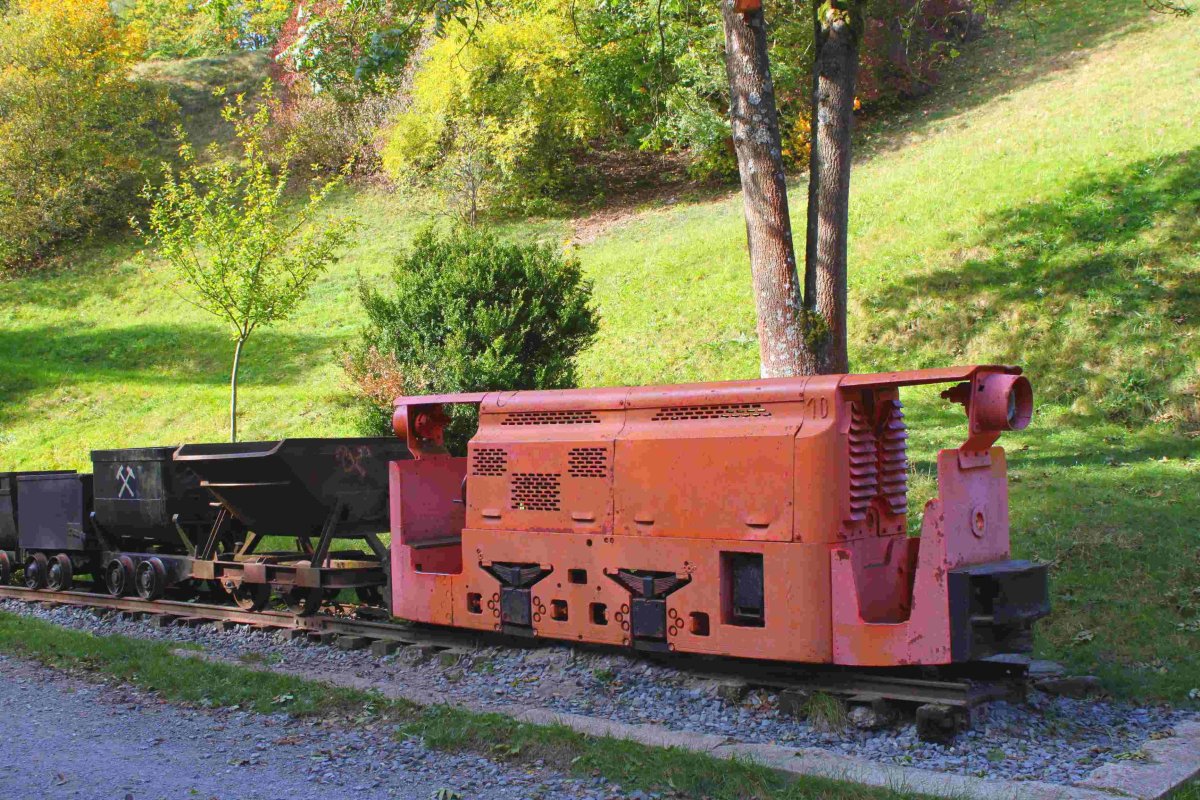 Шахтная железная дорога