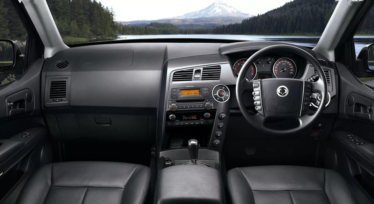 SSANGYONG Korando Sports 2012