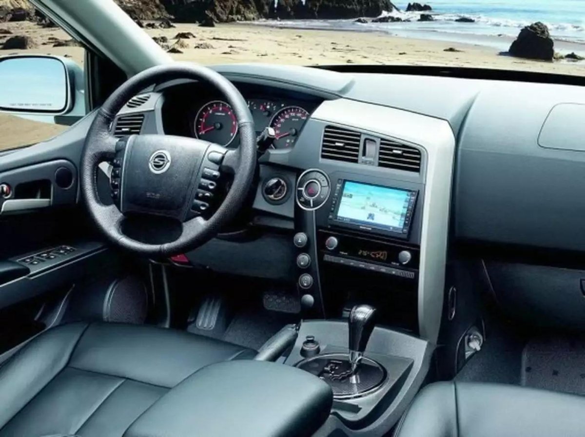 SSANGYONG Korando Sports 2012