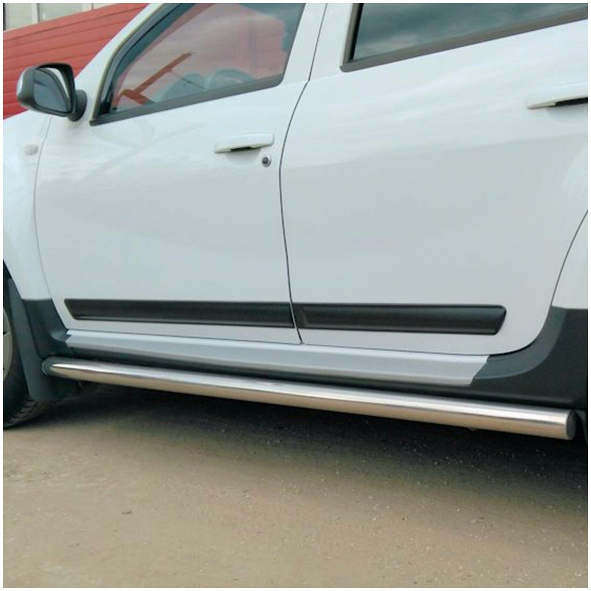 Узкие молдинги Рено Дастер