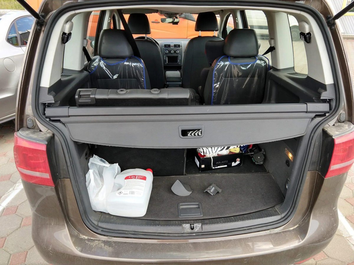 Volkswagen Touran 7 местный