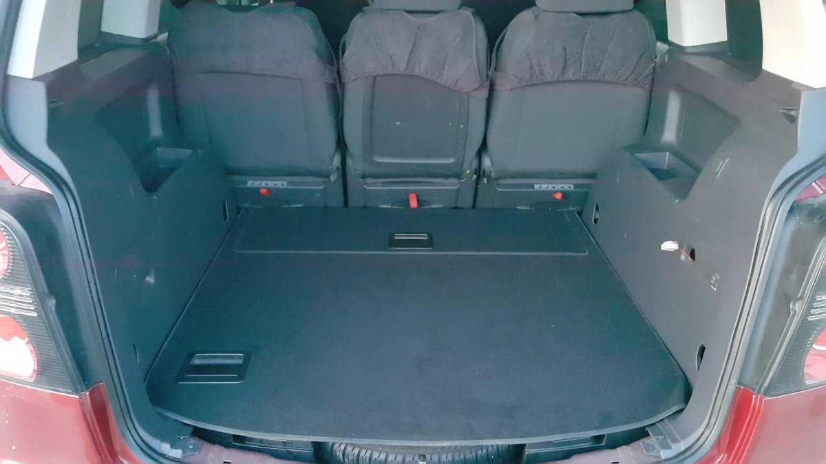 Volkswagen Touran 2004 запаска
