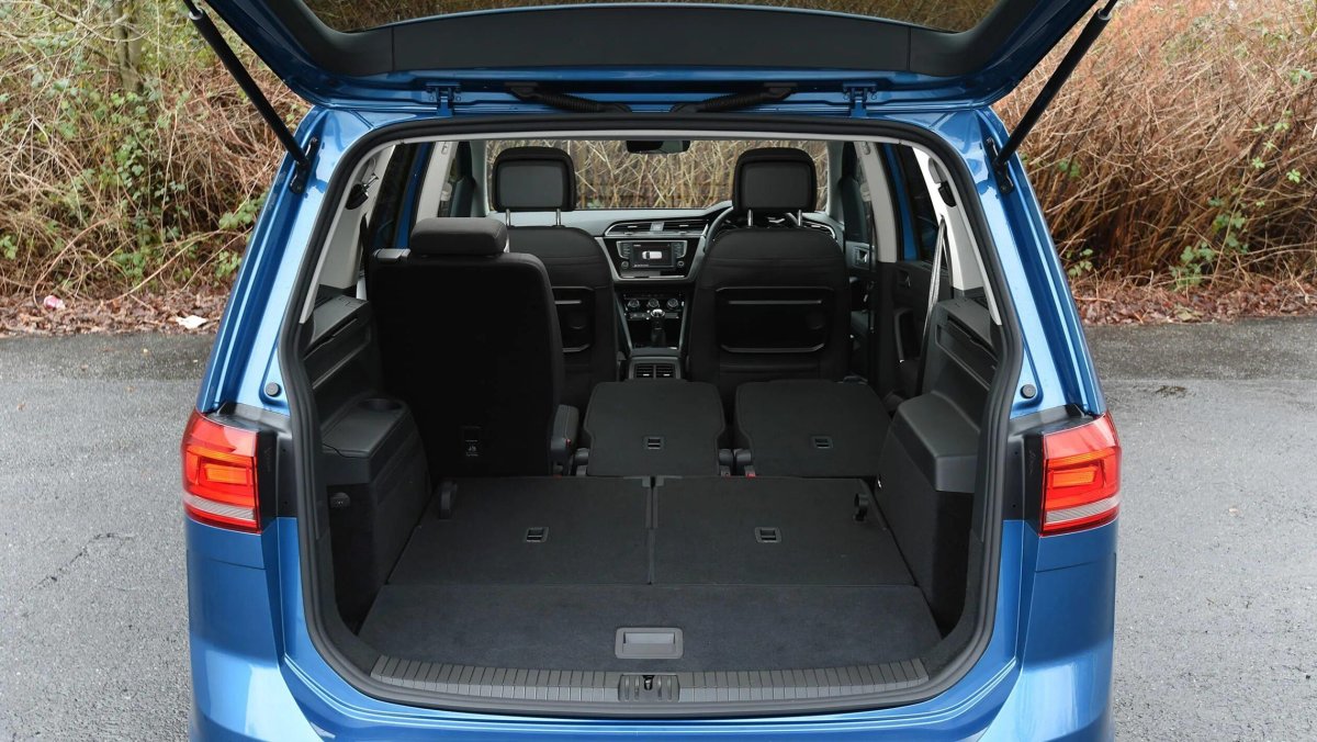 Volkswagen Touran 2006 багажник